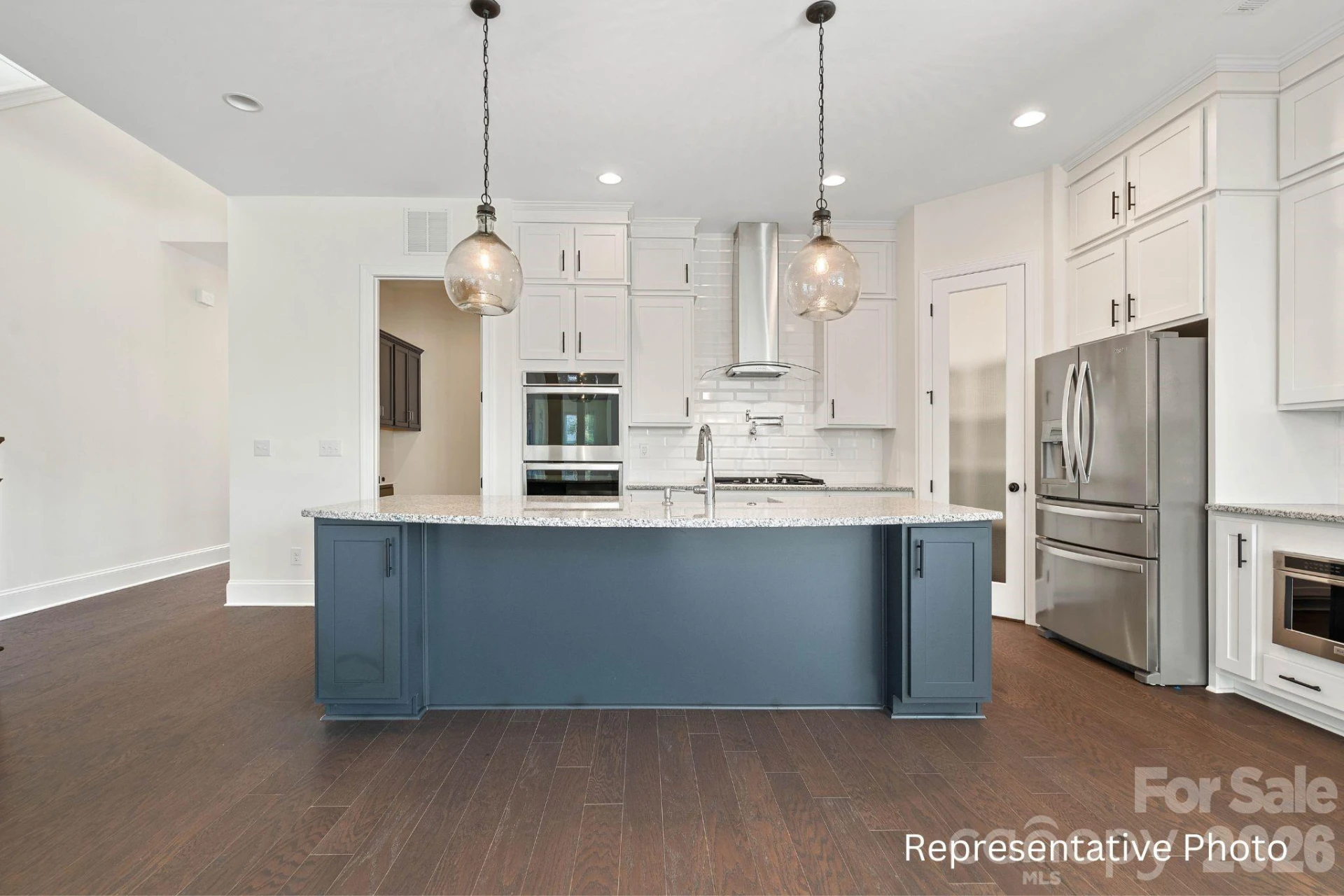 20392 Queens Street - Photo 10