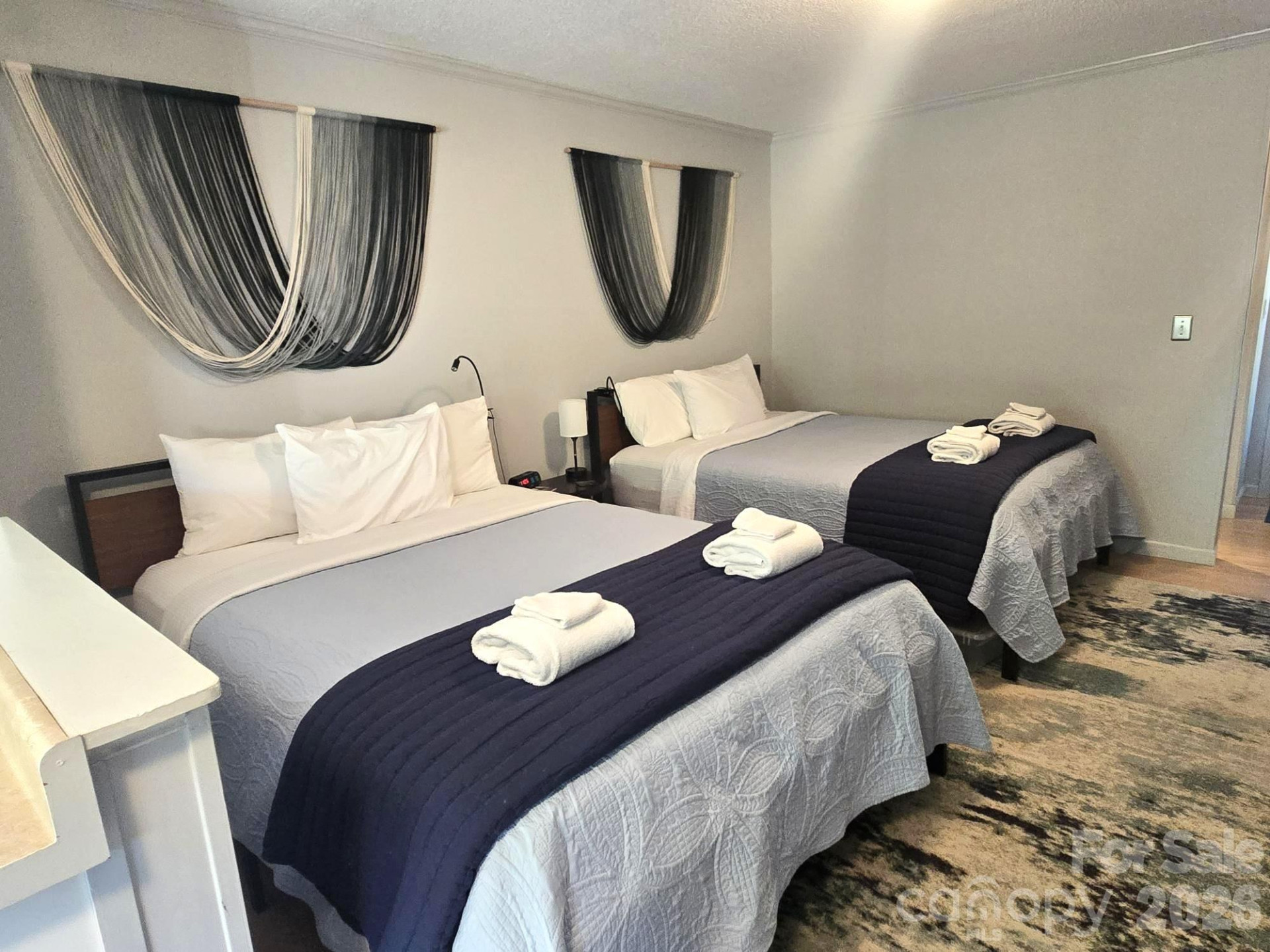 160 Whitney Boulevard #4 - Photo 3