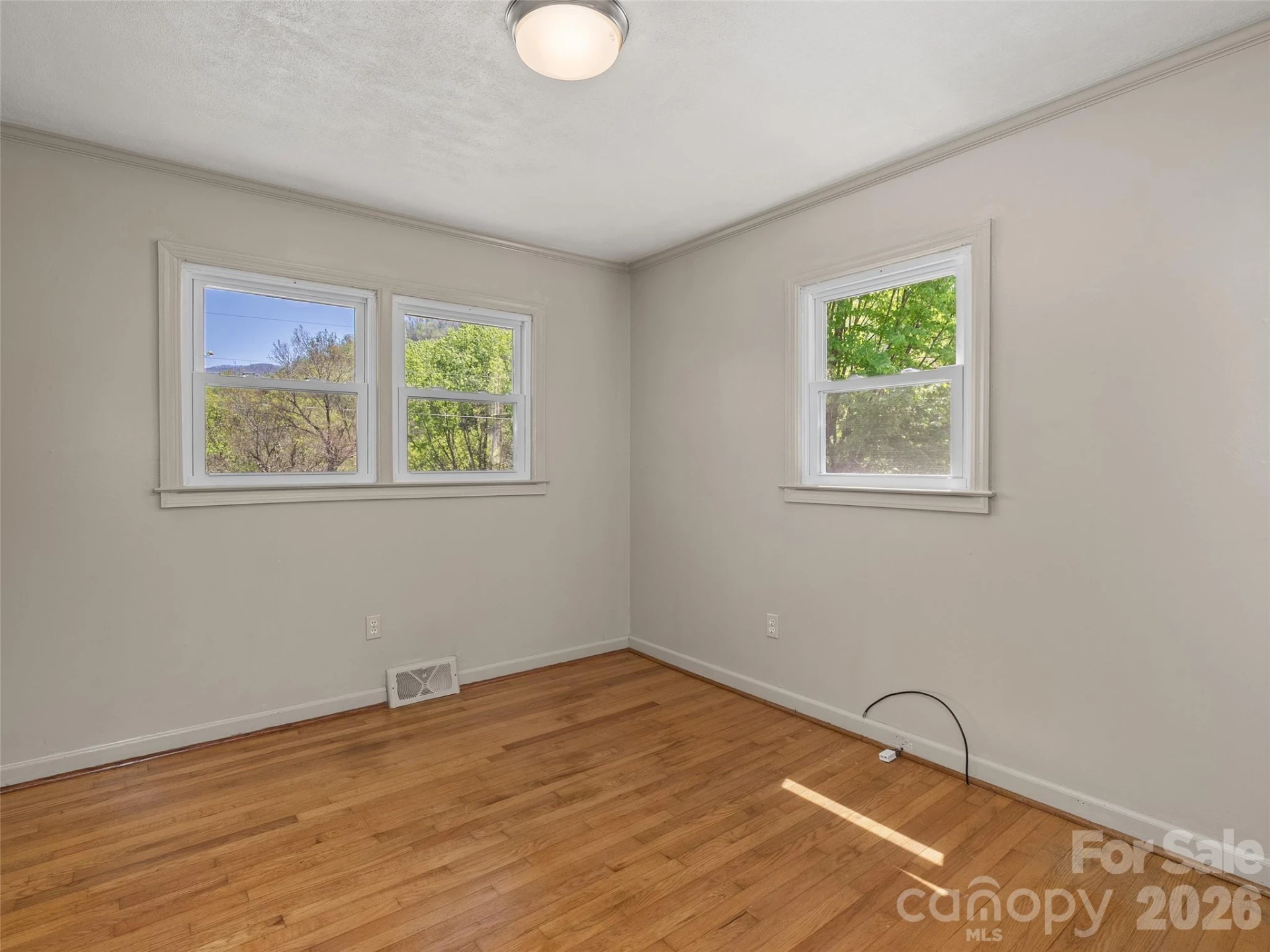 17 Farley Street - Photo 16