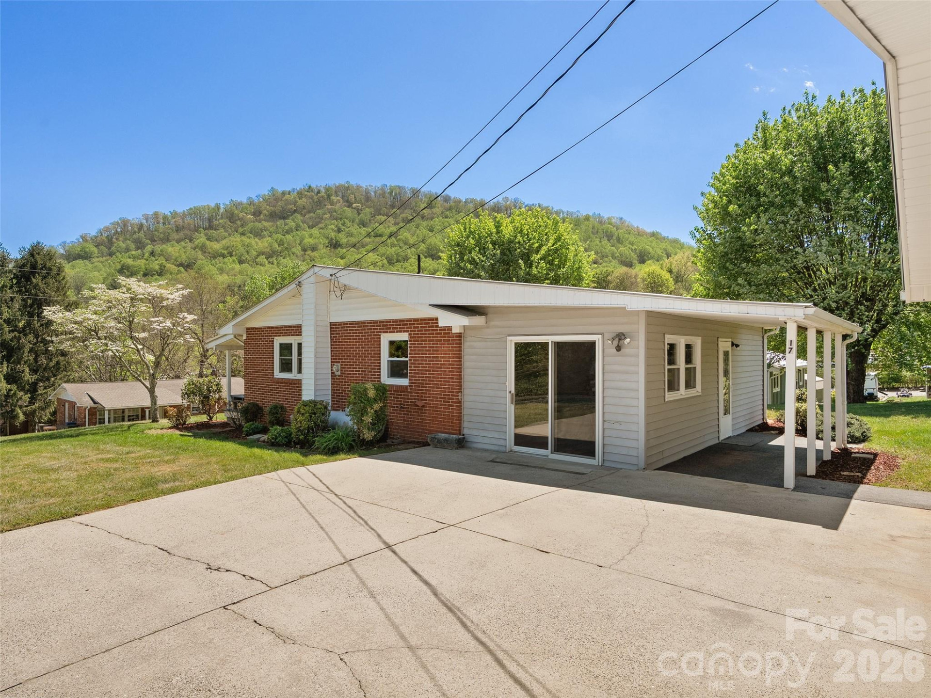 17 Farley Street - Photo 23