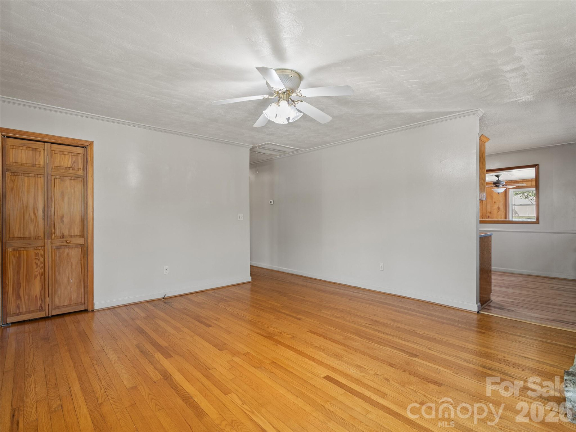 17 Farley Street - Photo 7