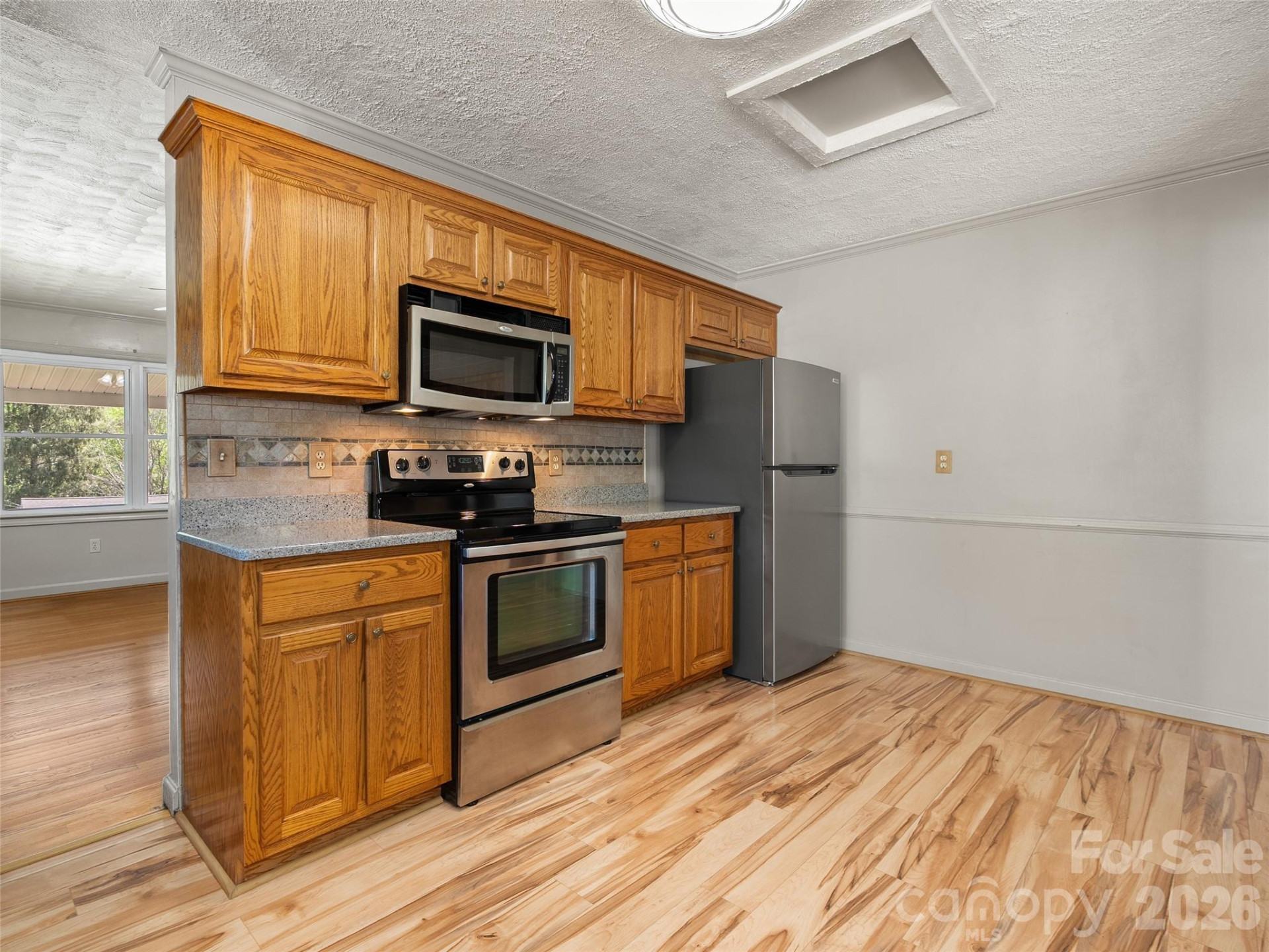 17 Farley Street - Photo 9