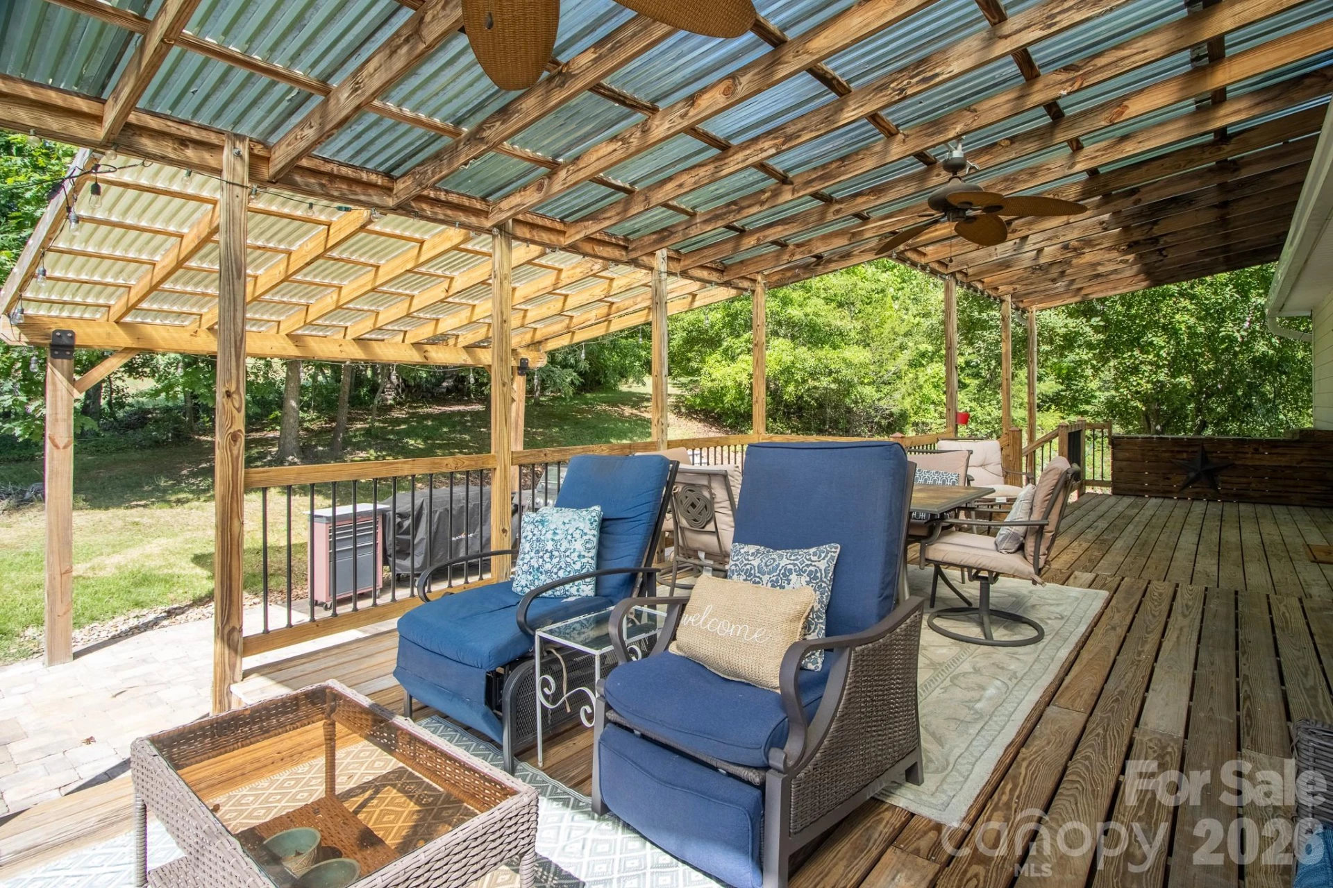 17 Squires Lane - Photo 12