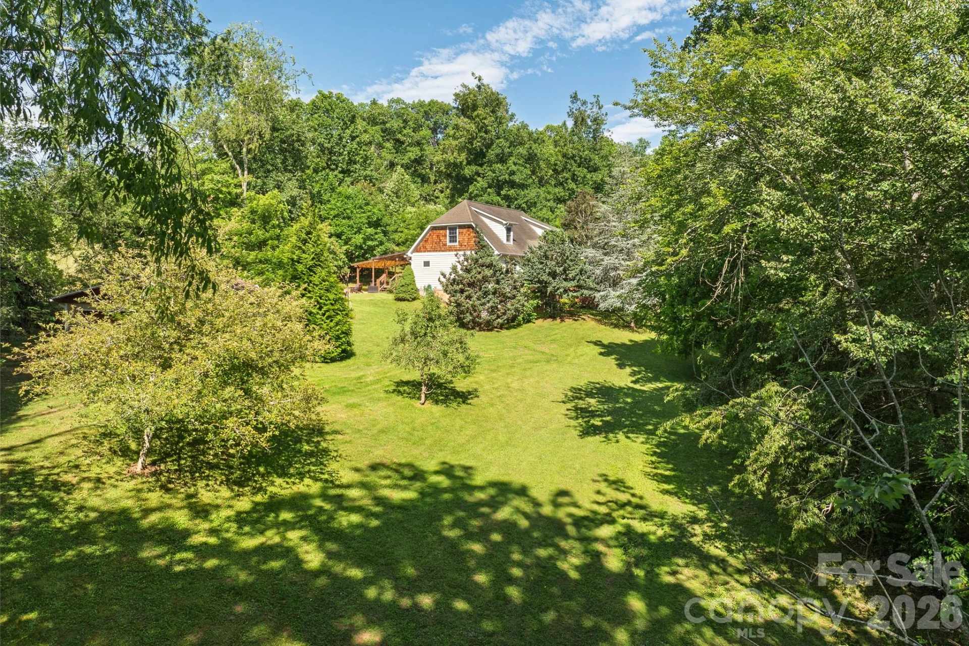 17 Squires Lane - Photo 13
