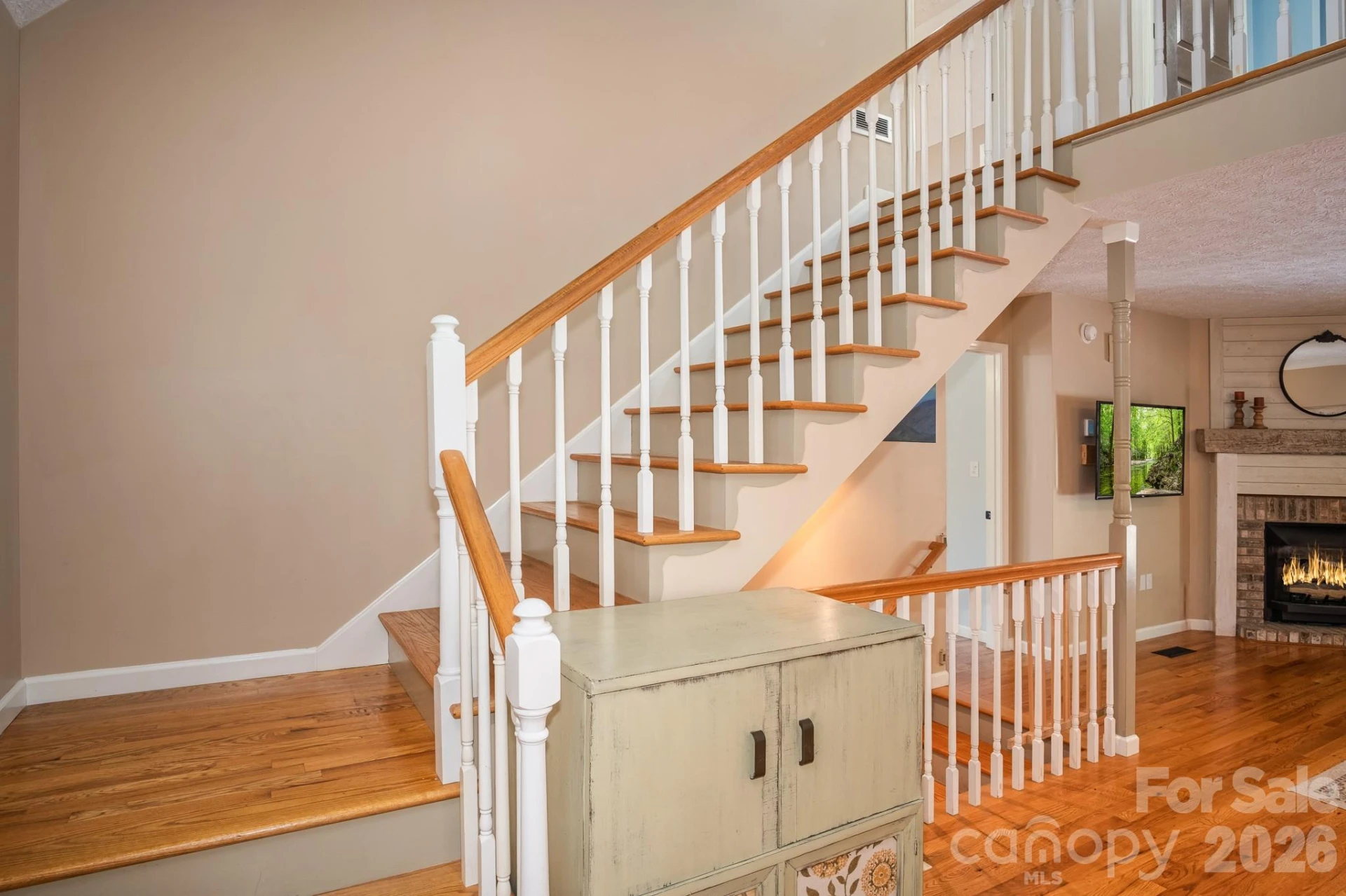 17 Squires Lane - Photo 35