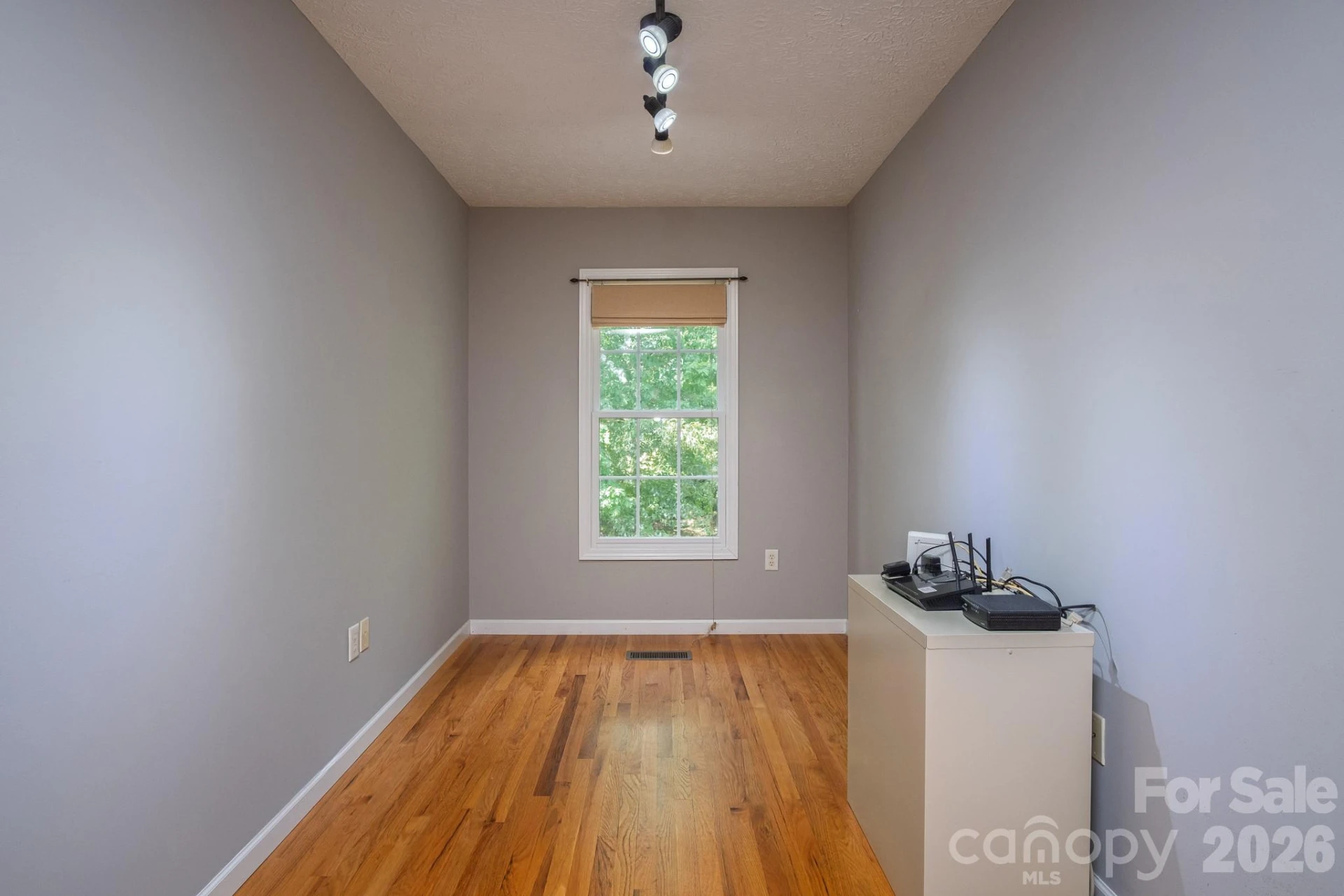 17 Squires Lane - Photo 42