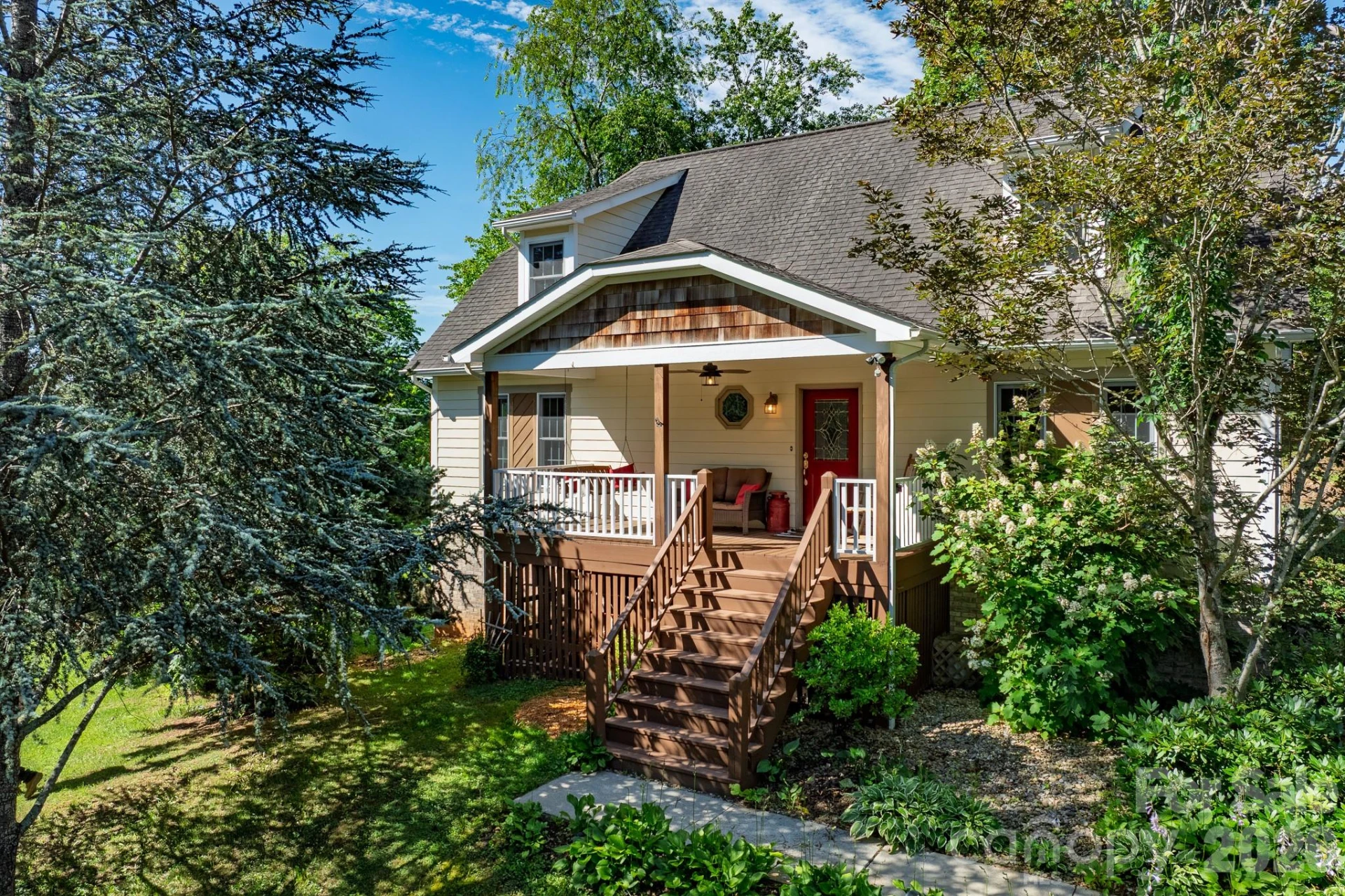 17 Squires Lane - Photo 7