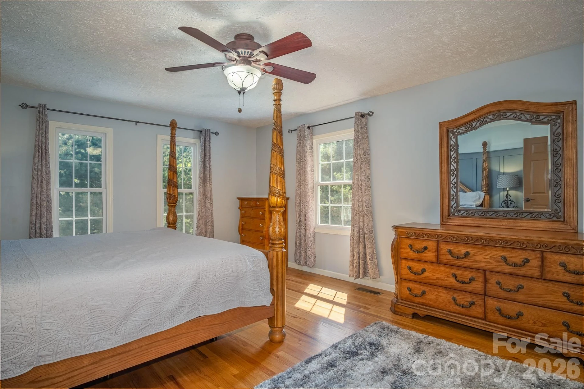 17 Squires Lane - Photo 8