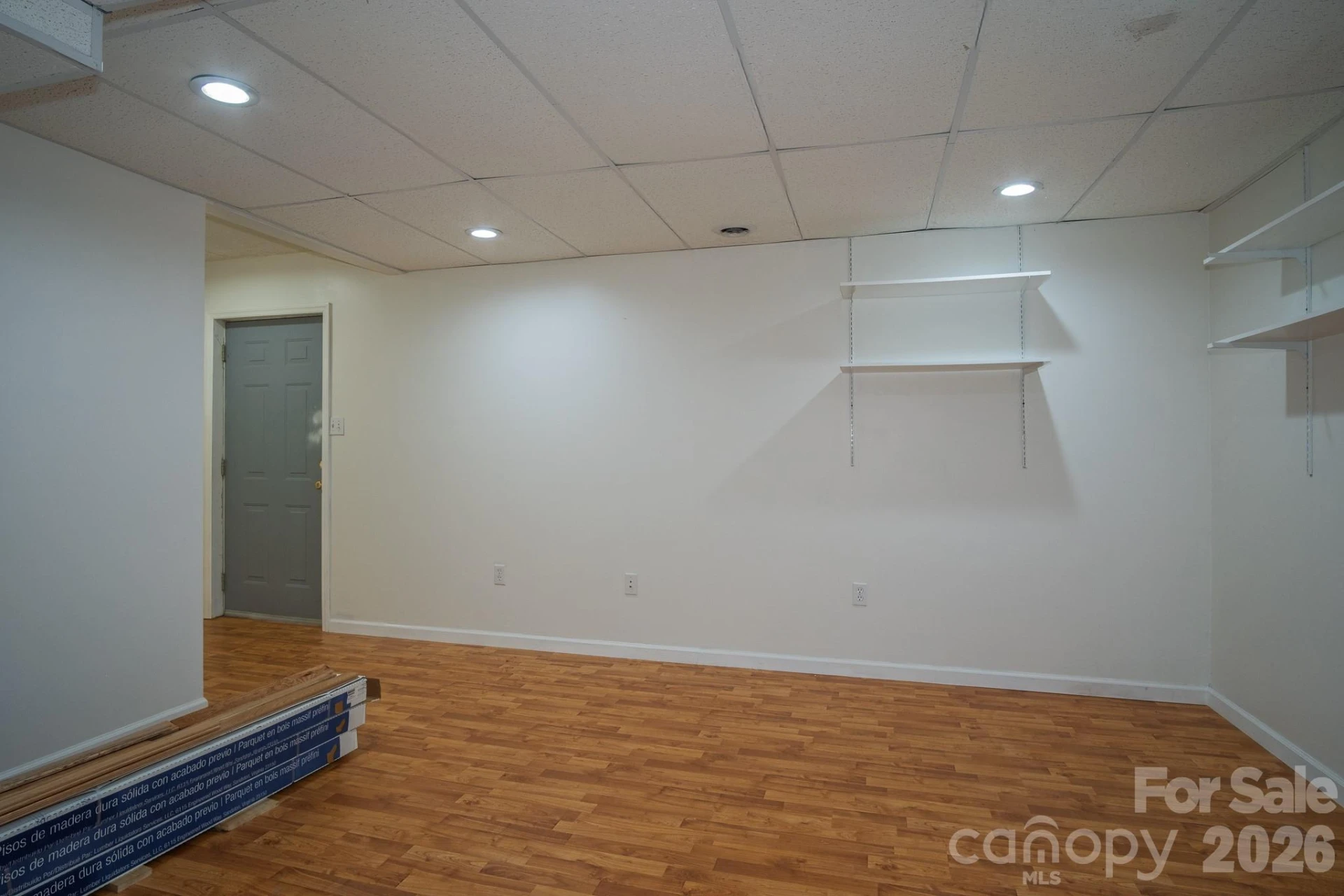 17 Squires Lane - Photo 9
