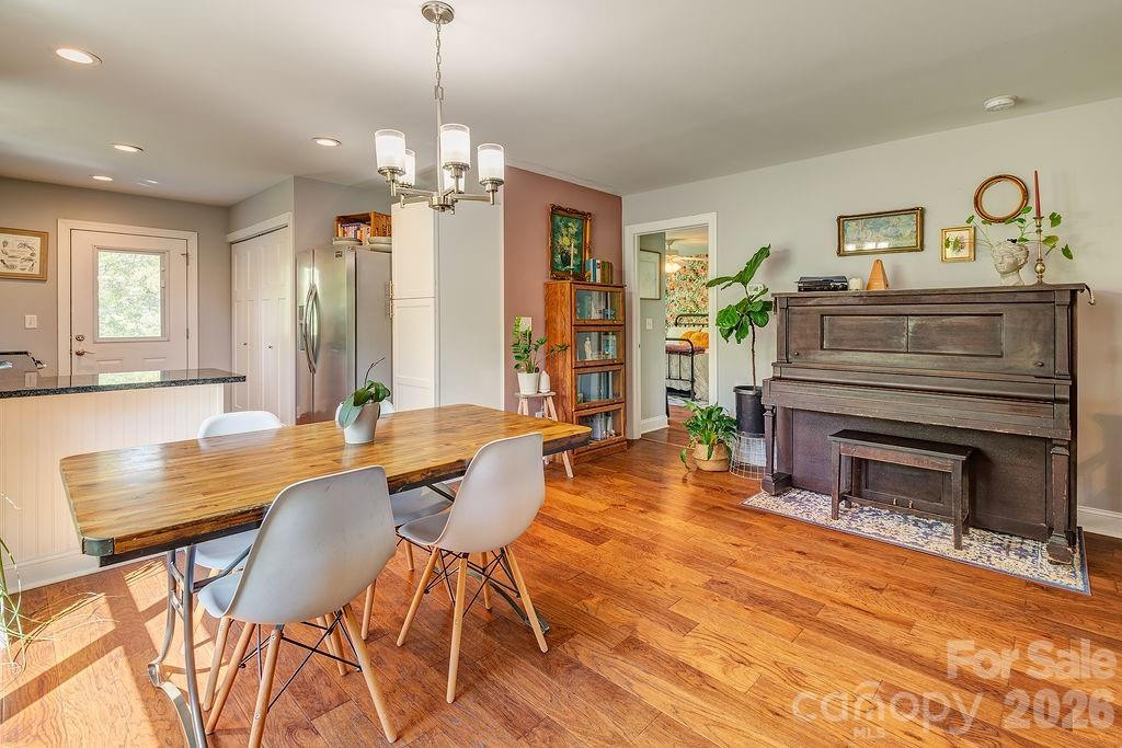 20 Plemmons Street - Photo 8