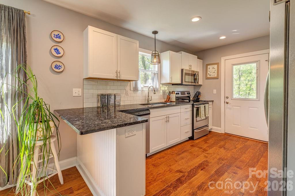 20 Plemmons Street - Photo 10