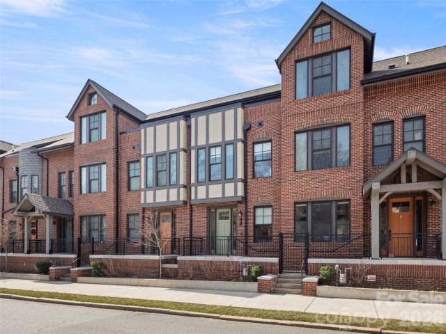 221 Broadway Street, Asheville, NC, 28801