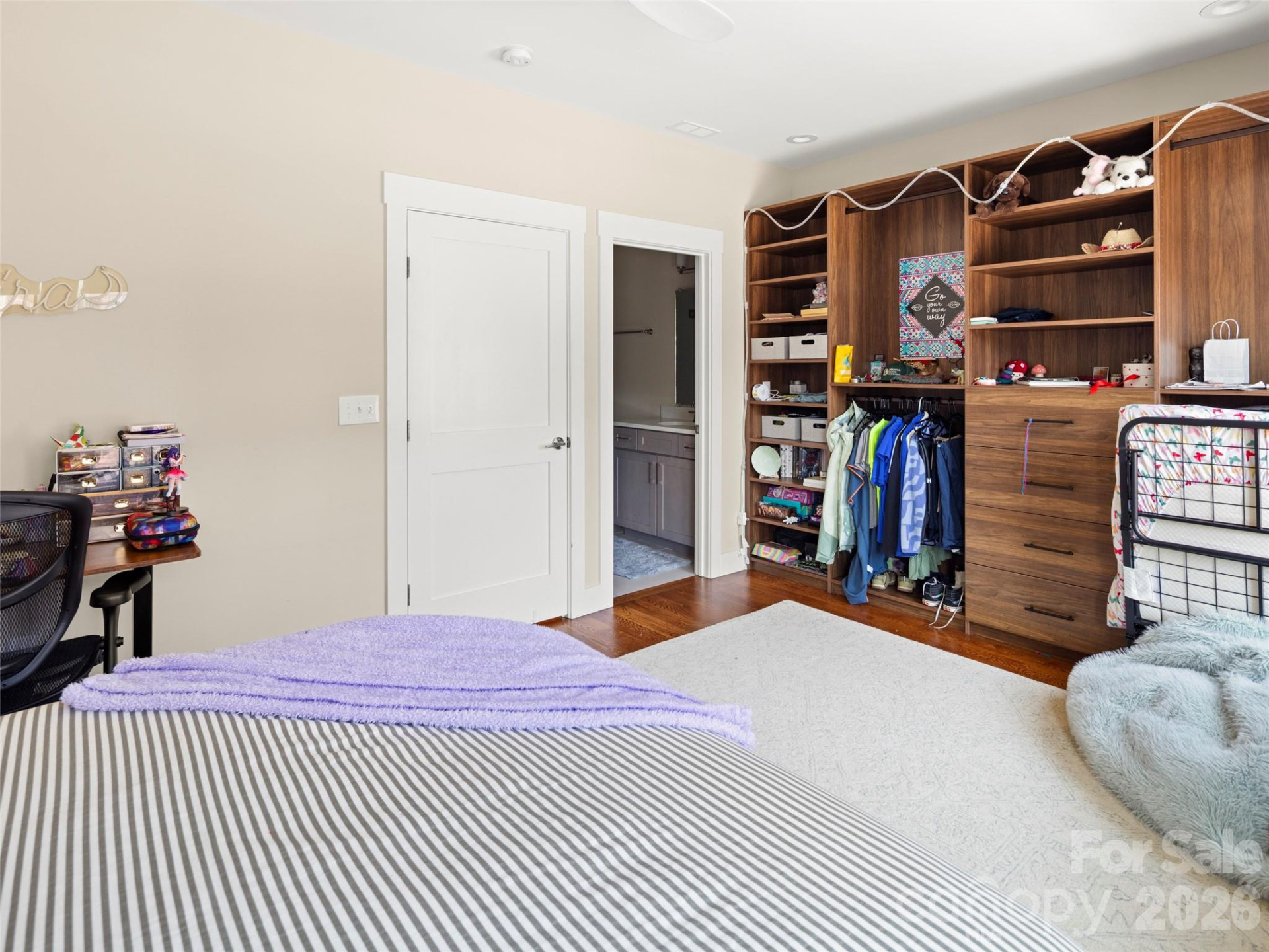 221 Broadway Street - Photo 18