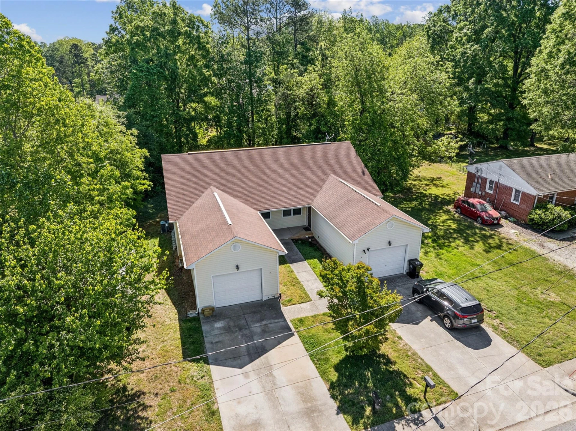 329 Mcneely Avenue - Photo 2
