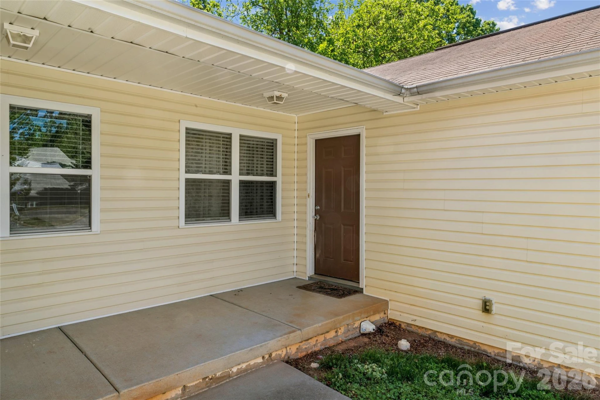 329 Mcneely Avenue - Photo 5