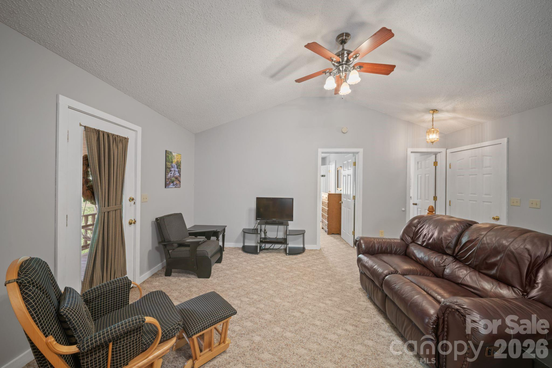 149 Greentree Lane - Photo 14