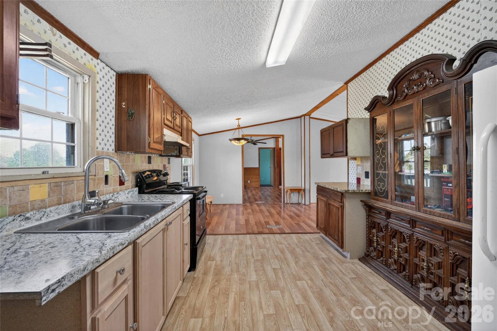 7855 Roger Hill Road - Photo 12