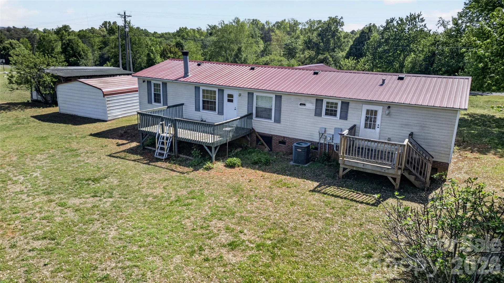 7855 Roger Hill Road - Photo 3