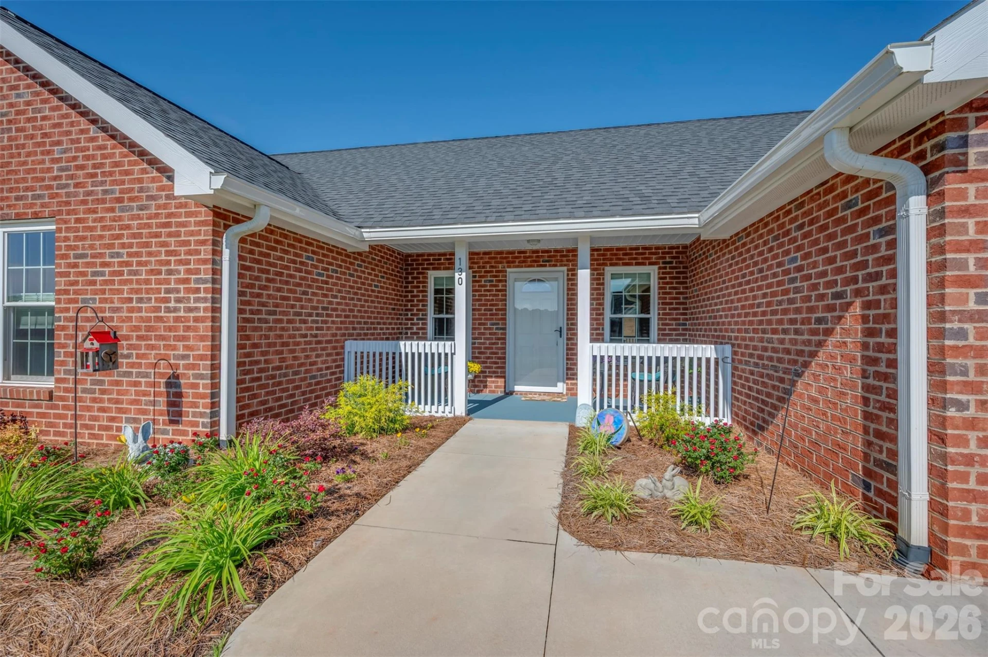 130 Central Park Circle - Photo 2