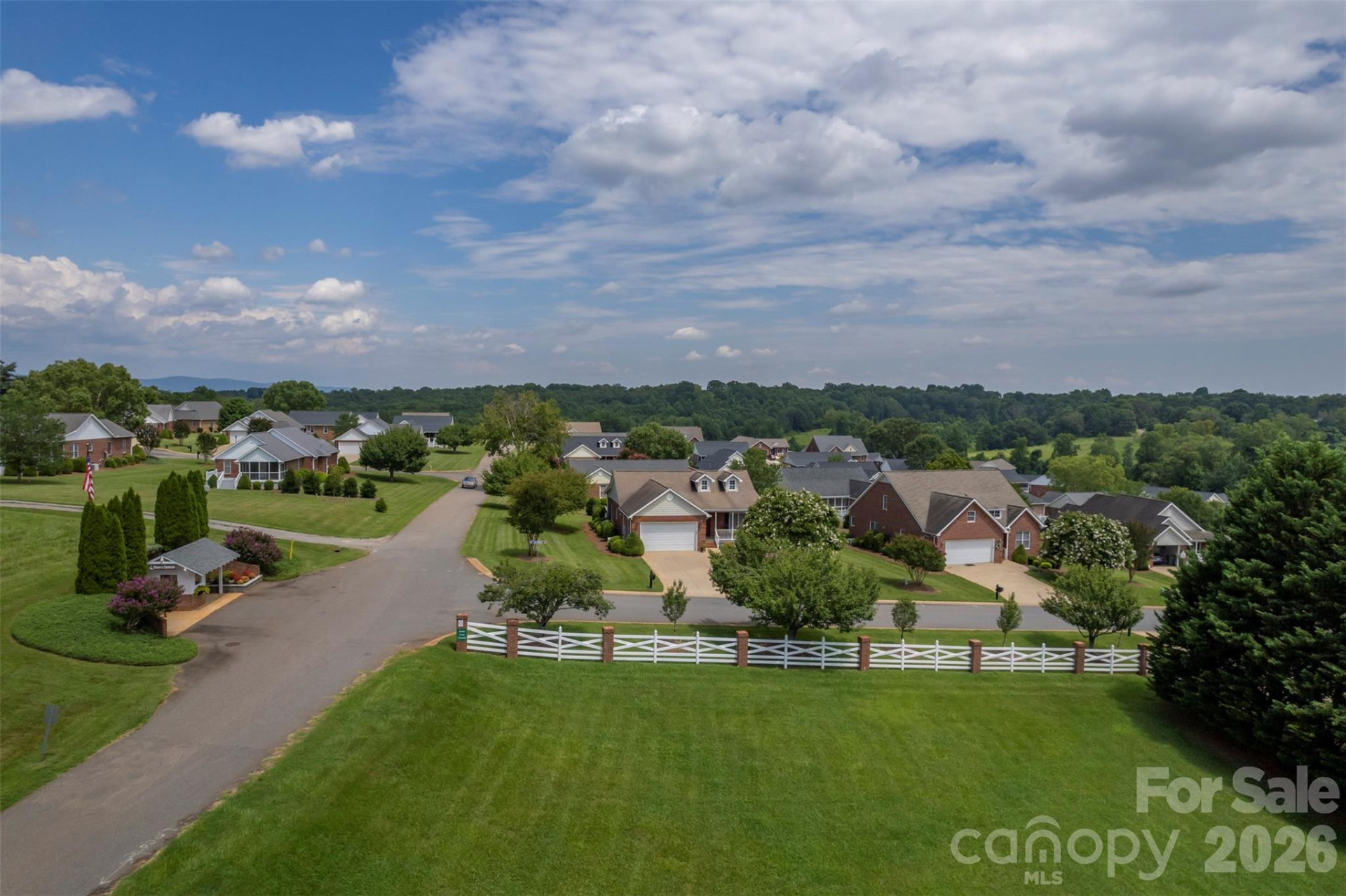 130 Central Park Circle - Photo 33