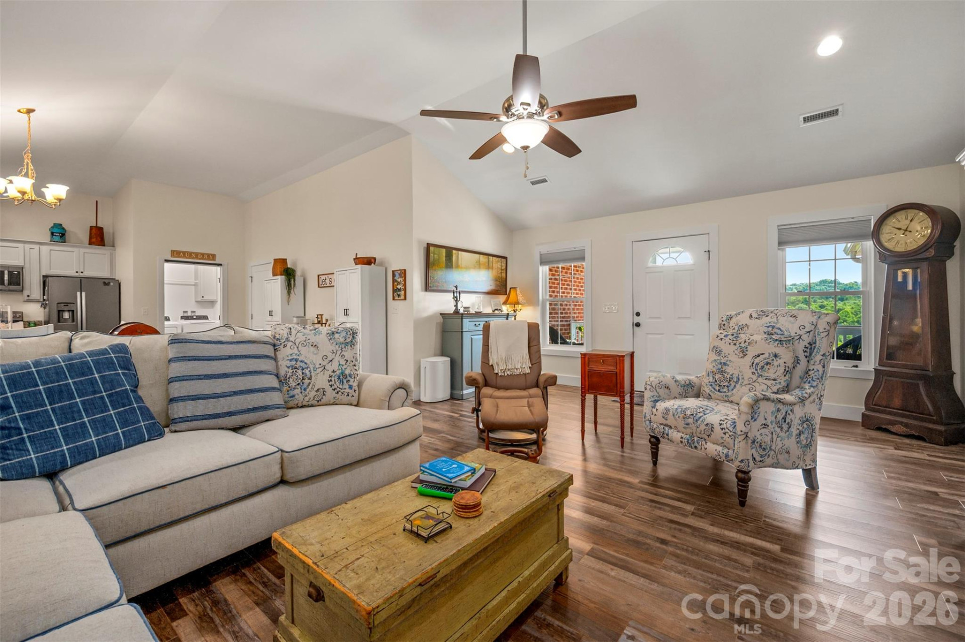 130 Central Park Circle - Photo 8