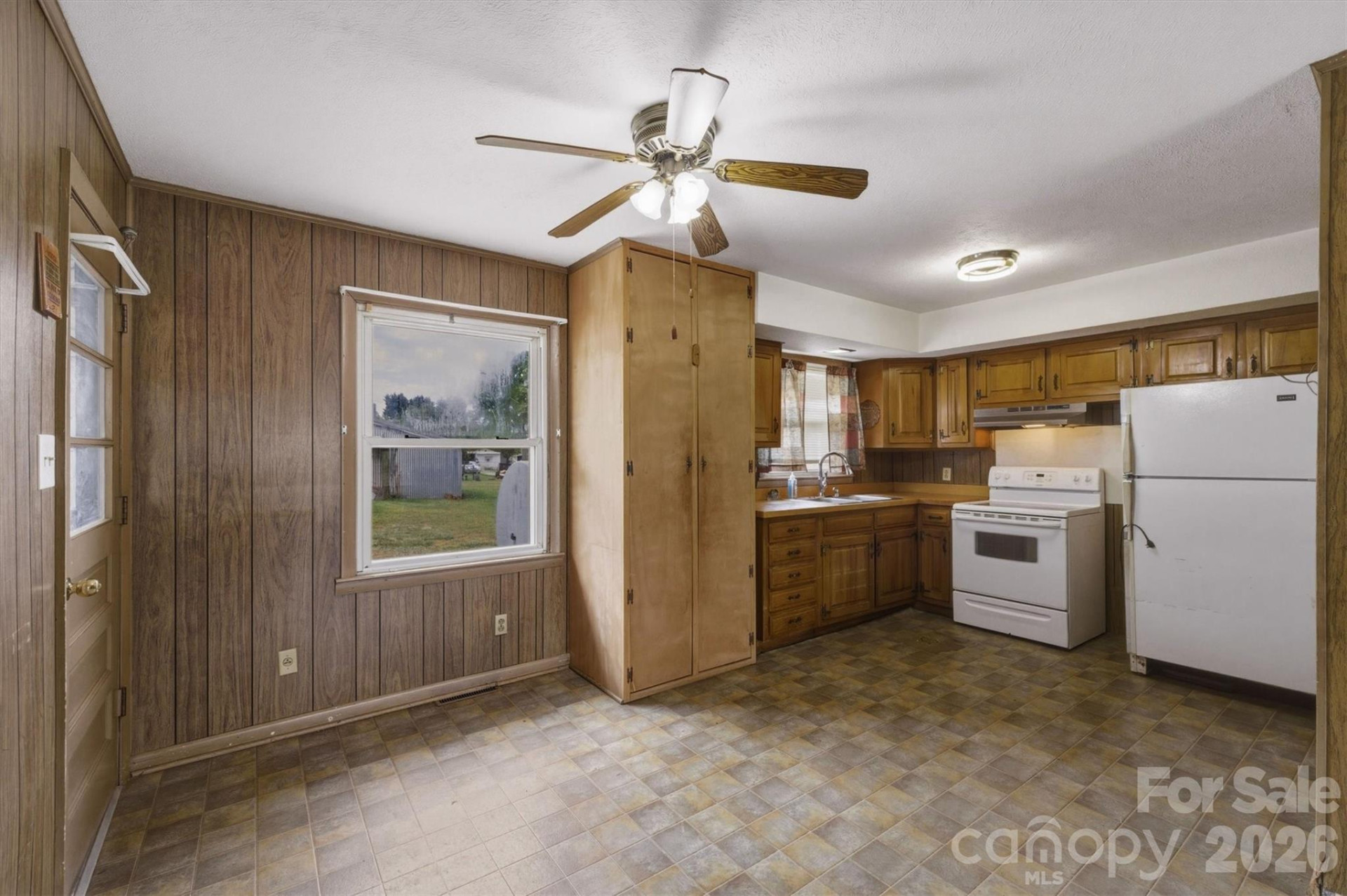 930 Enola Road - Photo 19