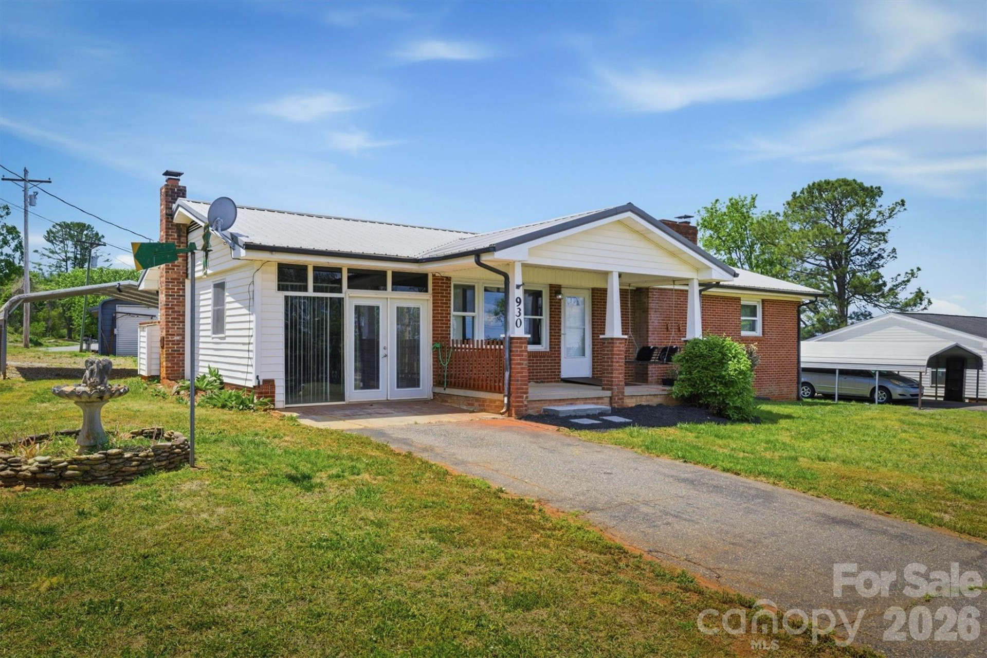 930 Enola Road - Photo 4