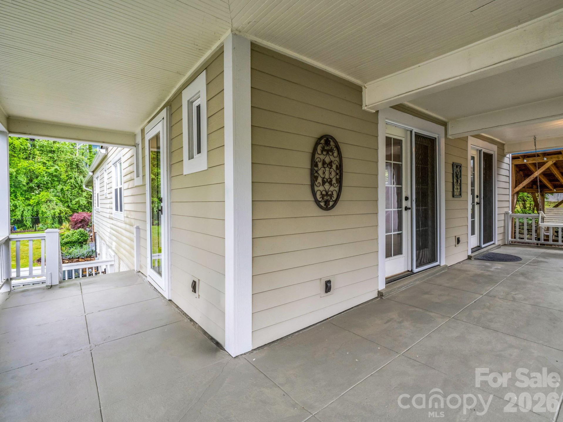 104 Lake Avenue - Photo 11