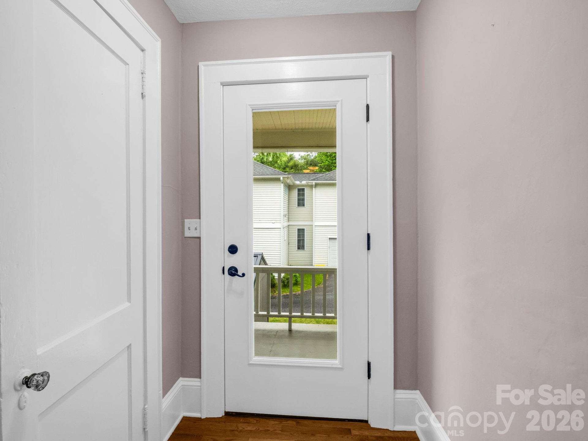 104 Lake Avenue - Photo 12