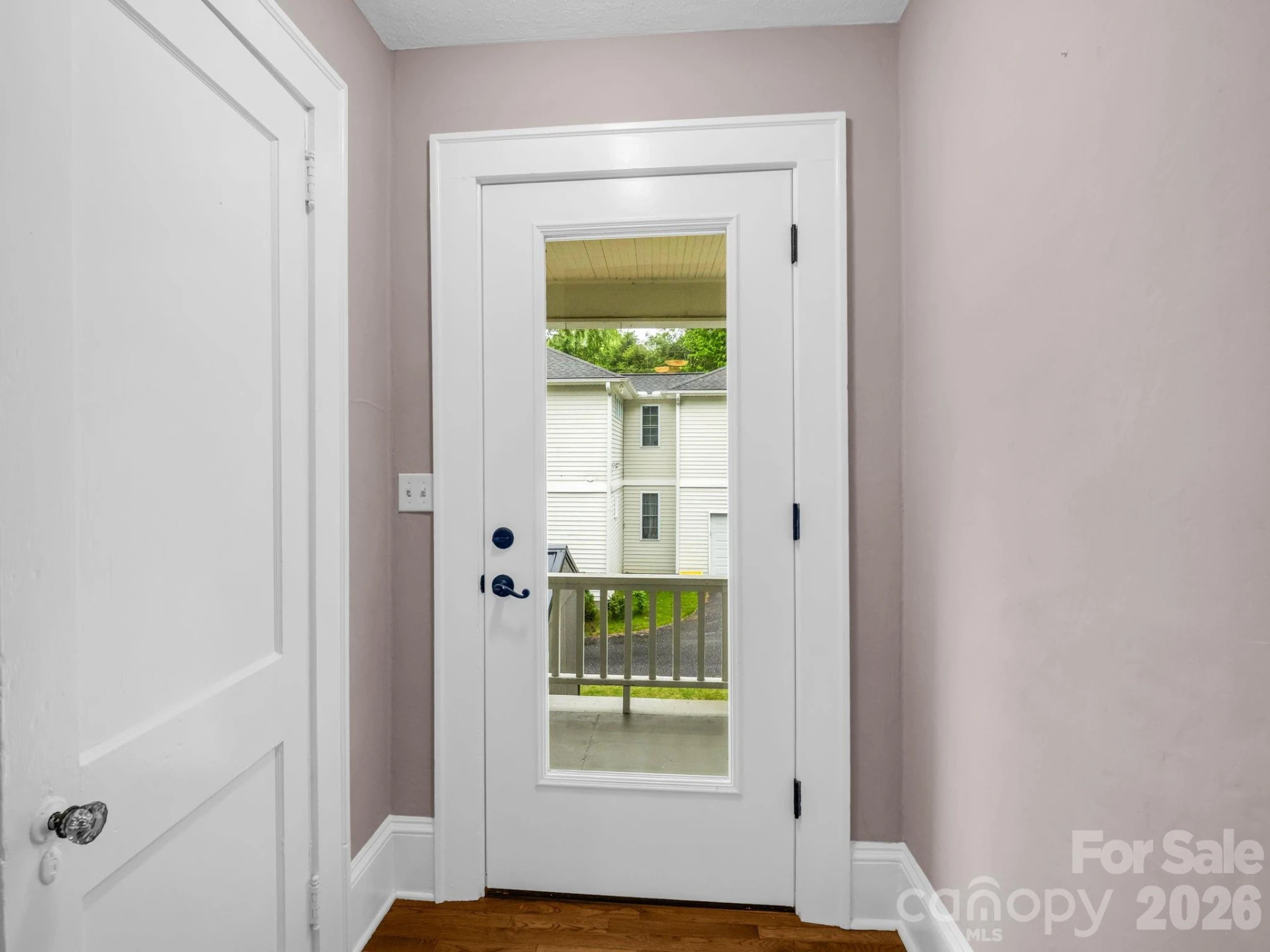104 Lake Avenue - Photo 12
