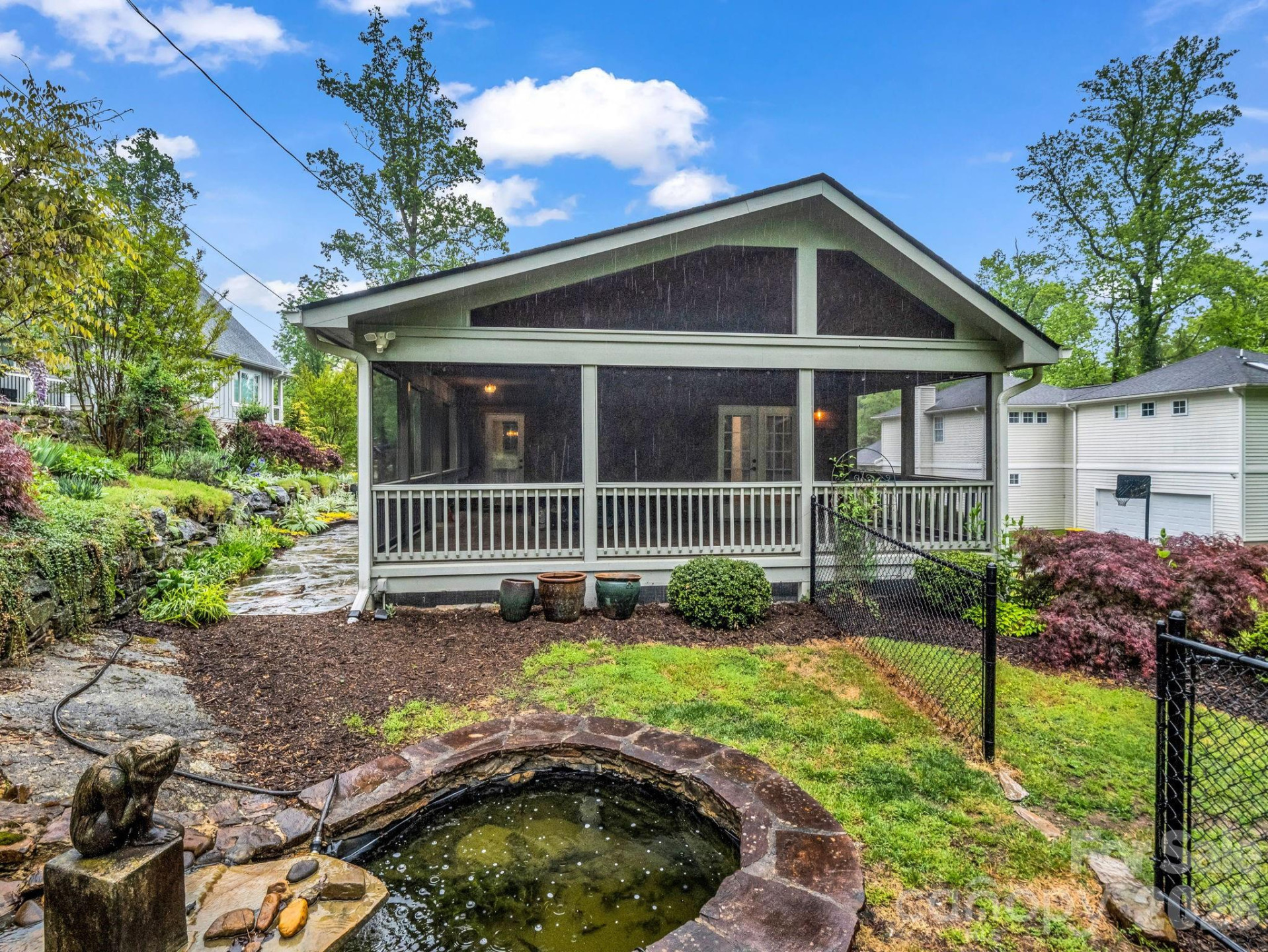 104 Lake Avenue - Photo 7