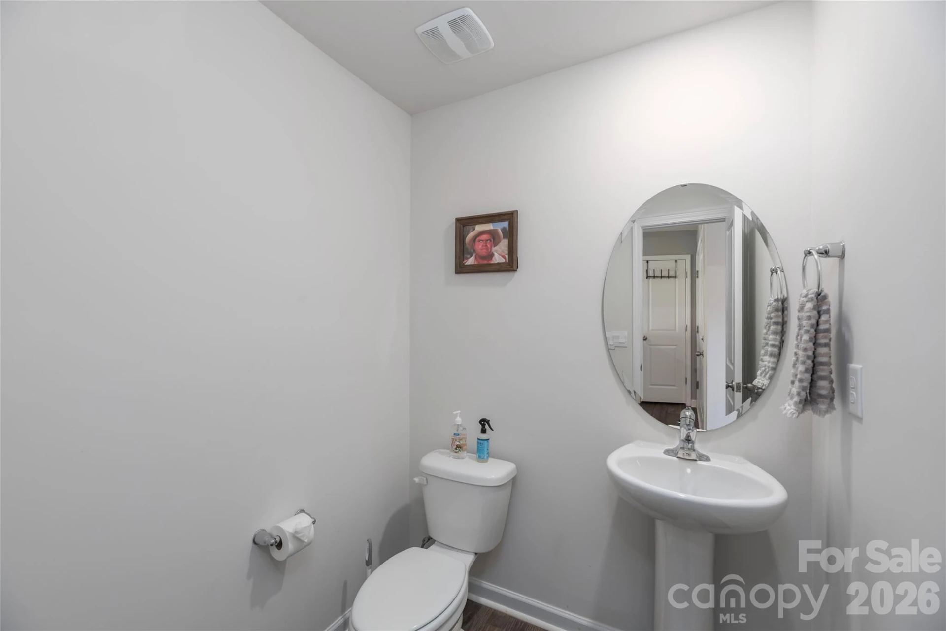 220 Roper Street - Photo 10