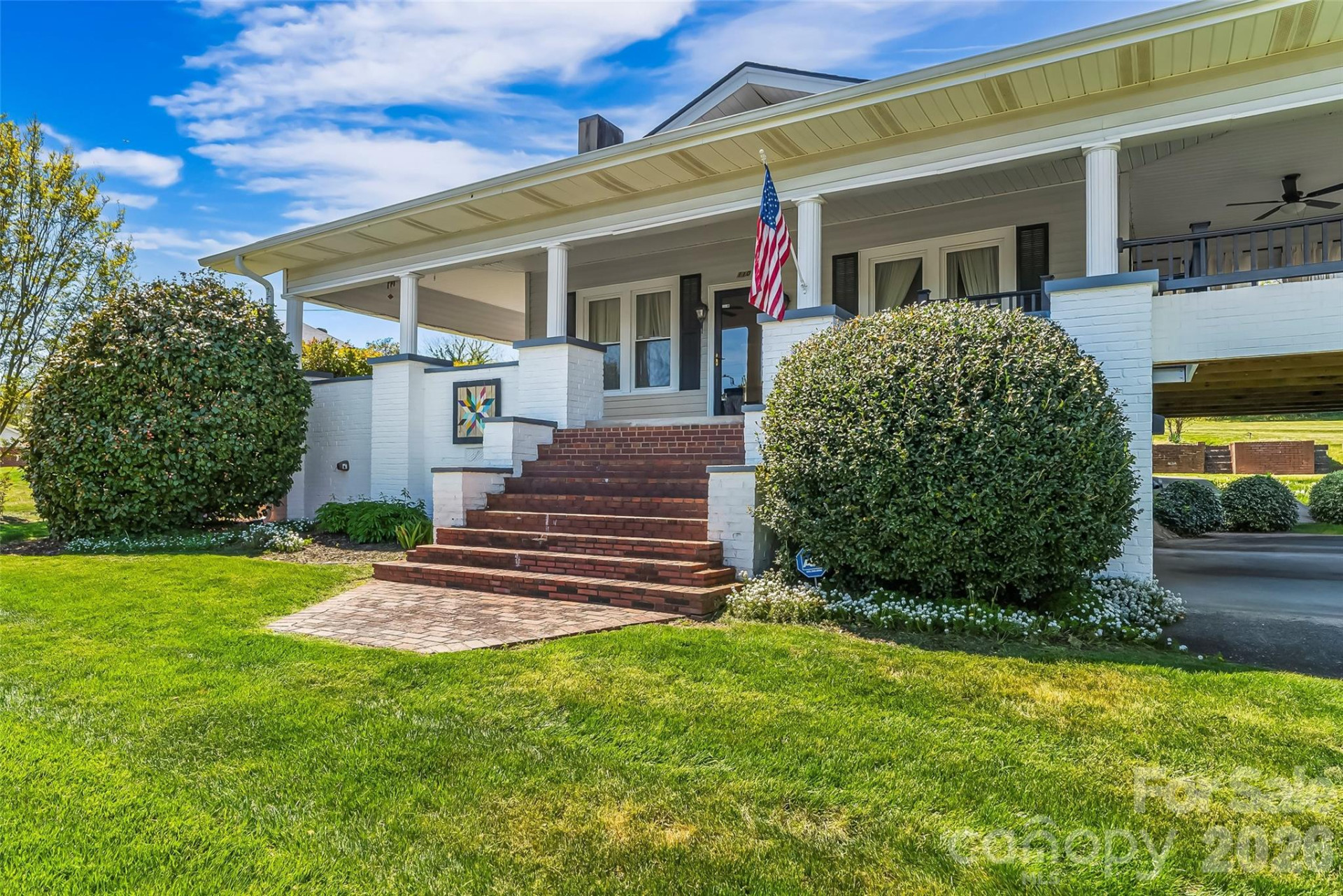 110 Burkemont Avenue - Photo 4