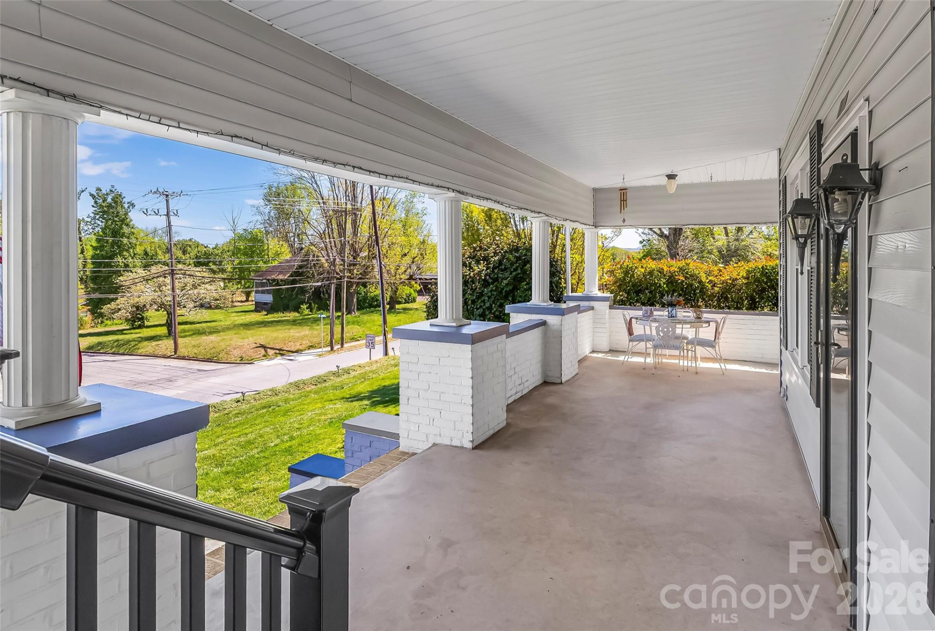 110 Burkemont Avenue - Photo 5