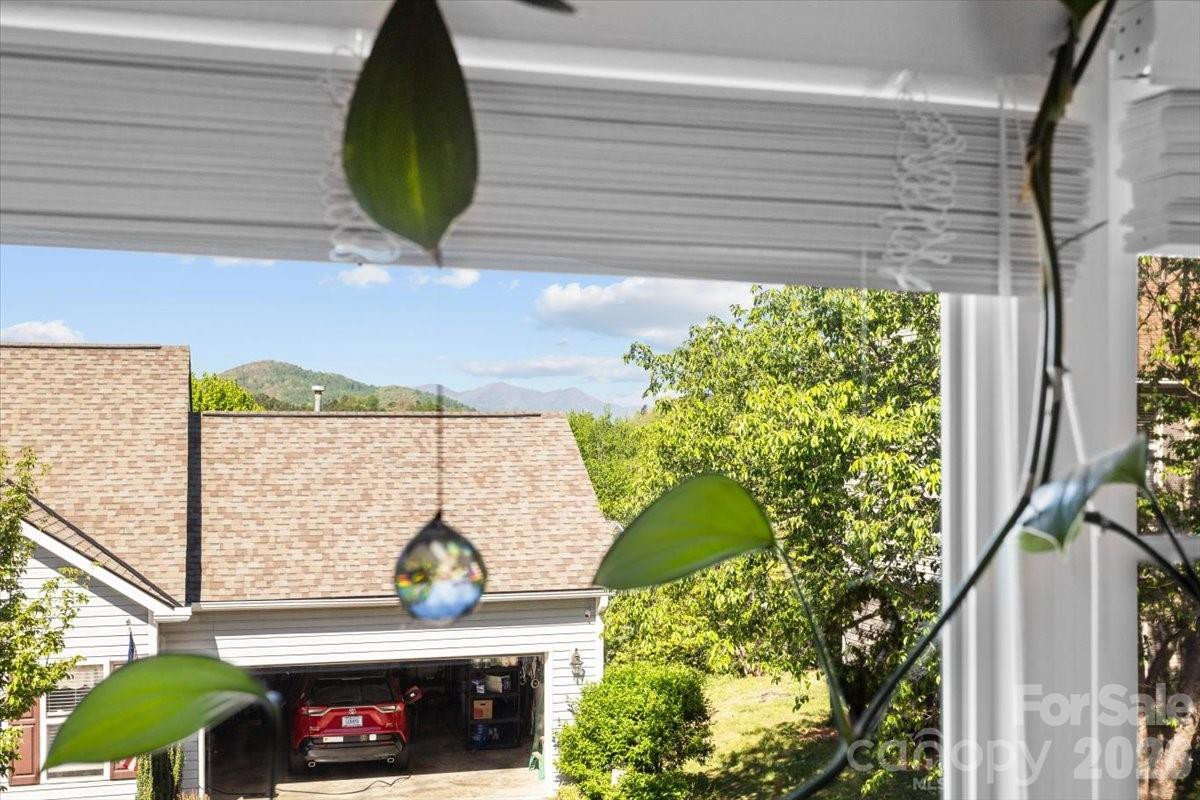 92 Rotunda Circle - Photo 15