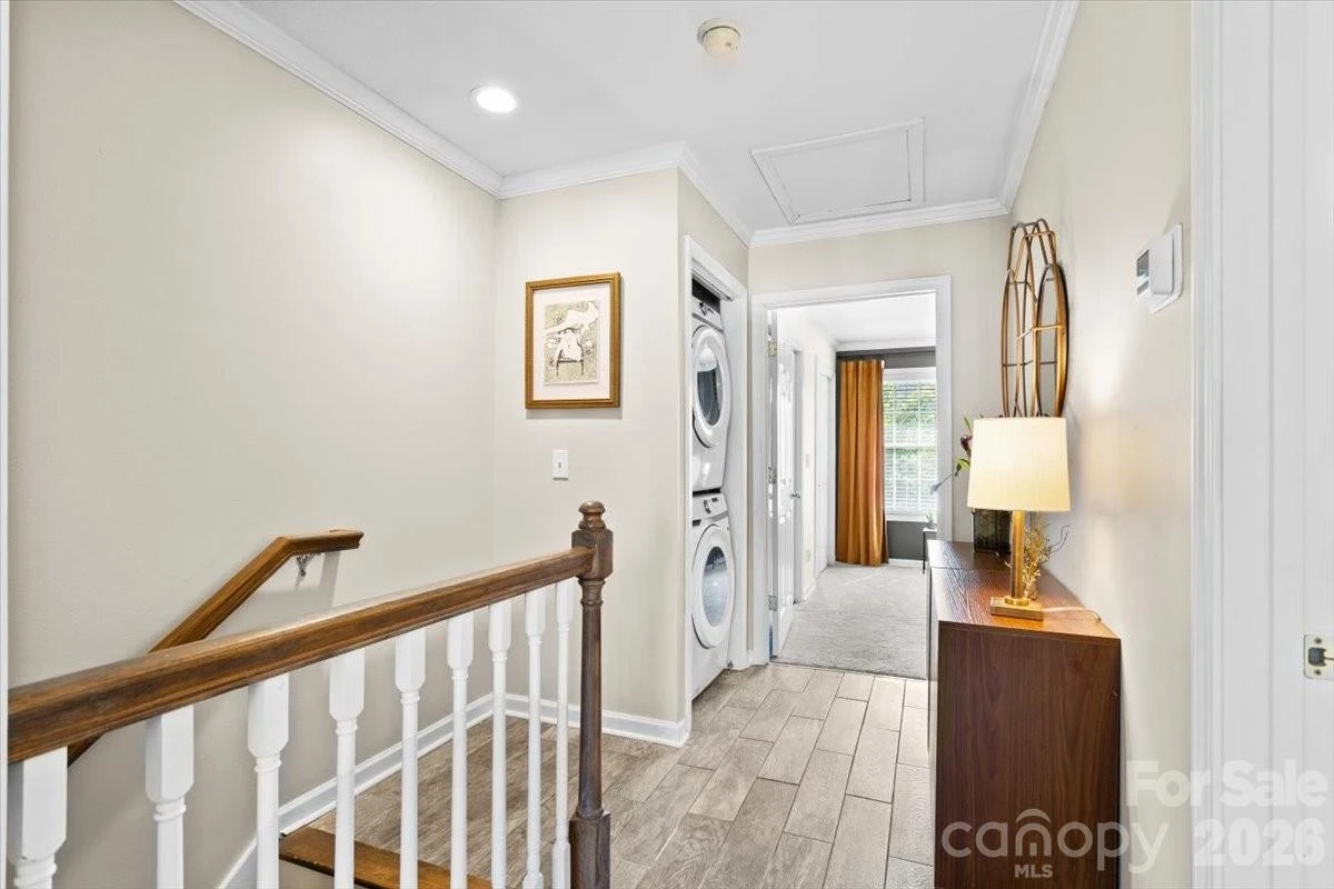 92 Rotunda Circle - Photo 17