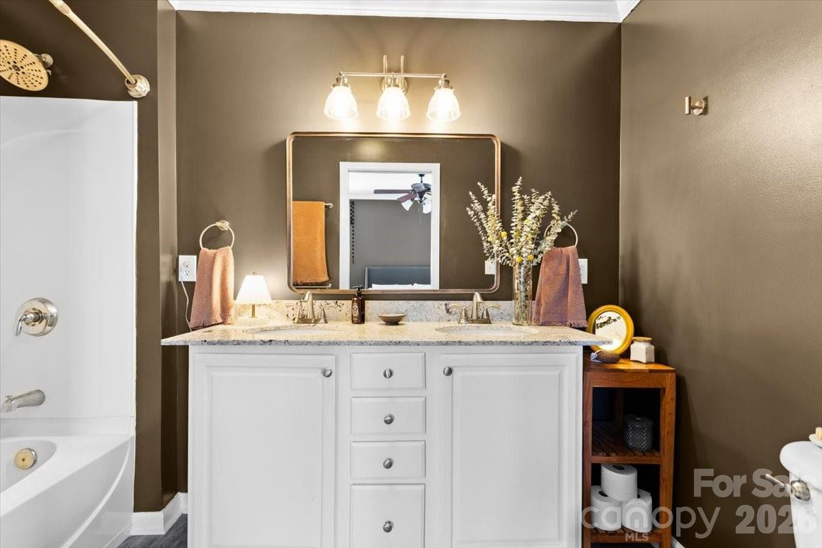 92 Rotunda Circle - Photo 19