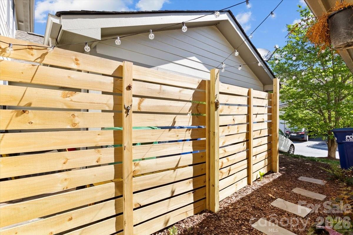 92 Rotunda Circle - Photo 24