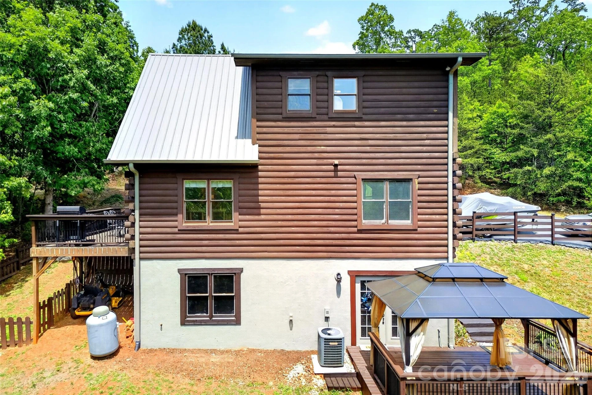 105 Kildare Drive - Photo 5