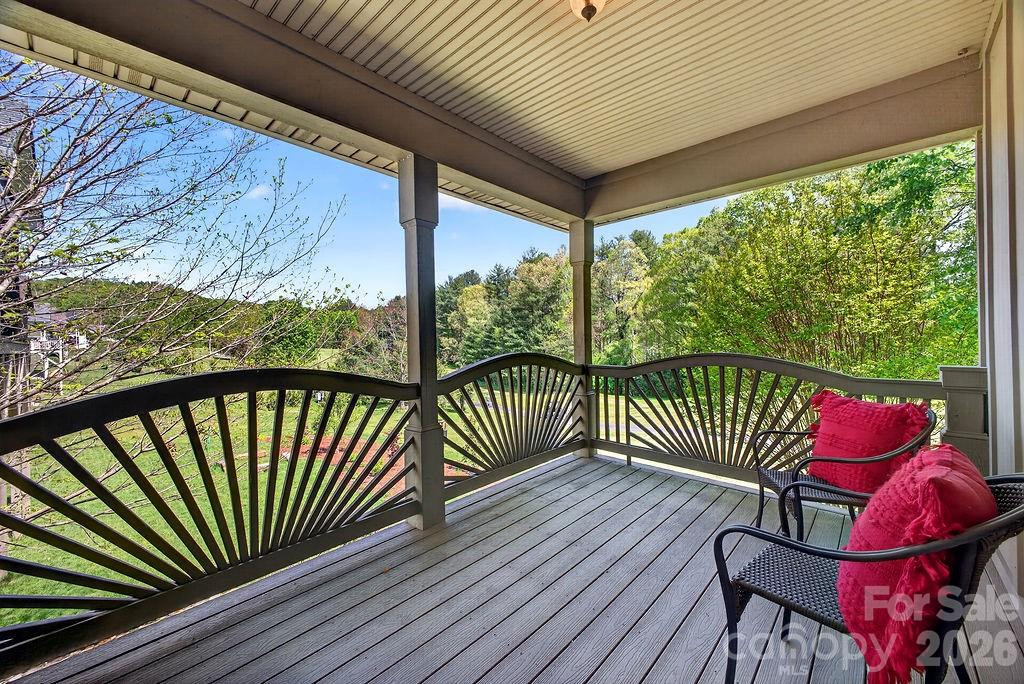 24 Triple Fairways Drive - Photo 14