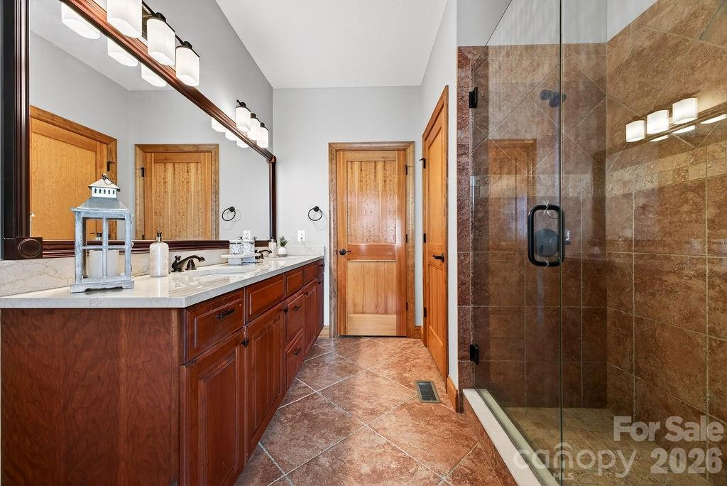 24 Triple Fairways Drive - Photo 18