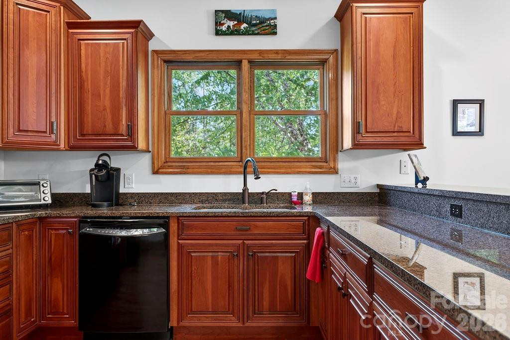 24 Triple Fairways Drive - Photo 9