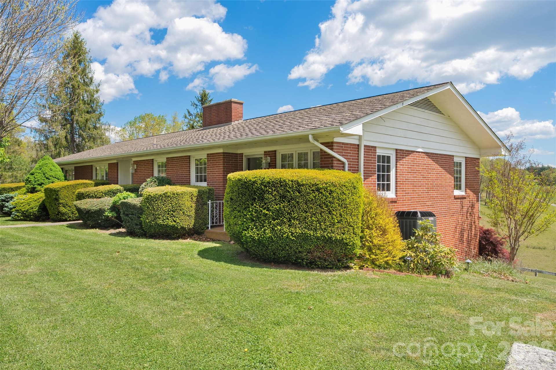 441 Mulberry Street - Photo 2