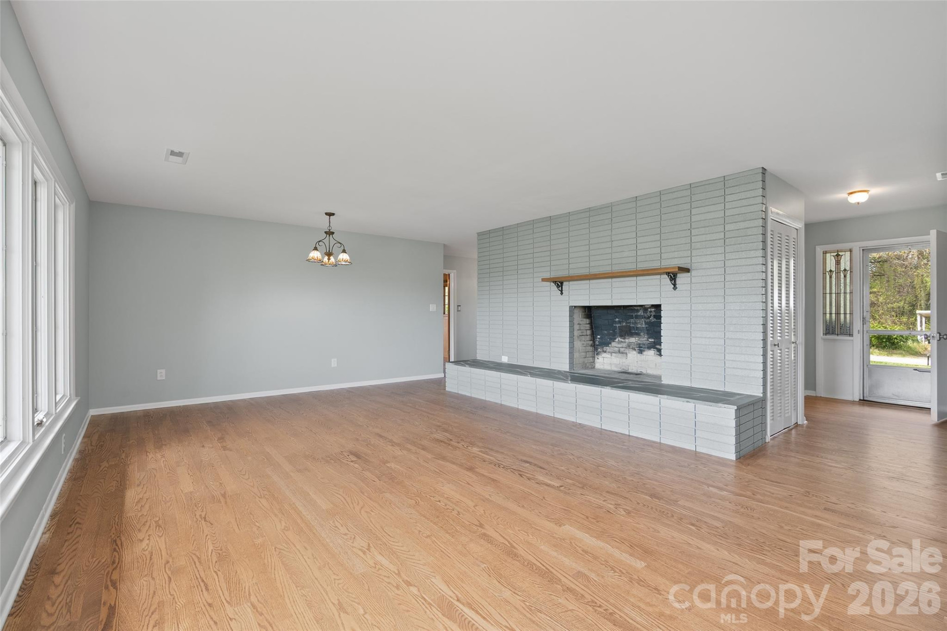 441 Mulberry Street - Photo 3