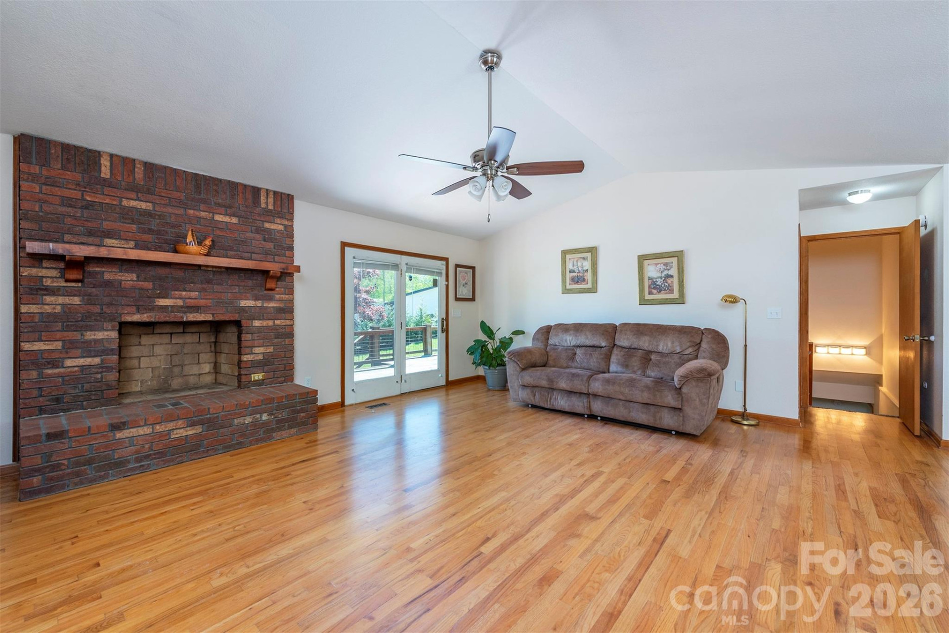 230 Blythewood Drive - Photo 4