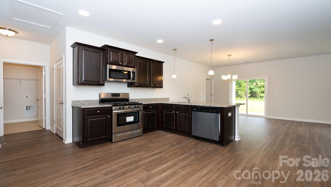 122 Queen Valley Way - Photo 8