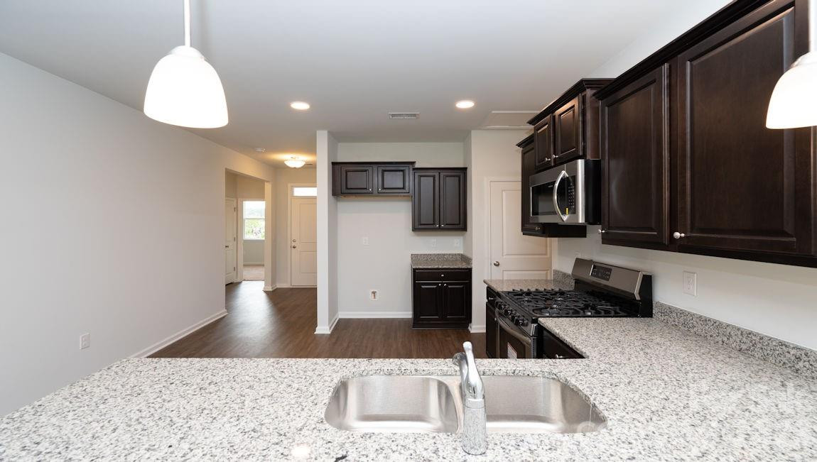 122 Queen Valley Way - Photo 10