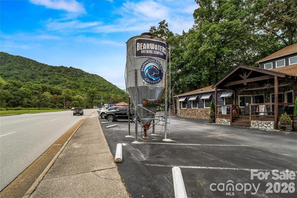 82 Honeymoon Lane - Photo 35