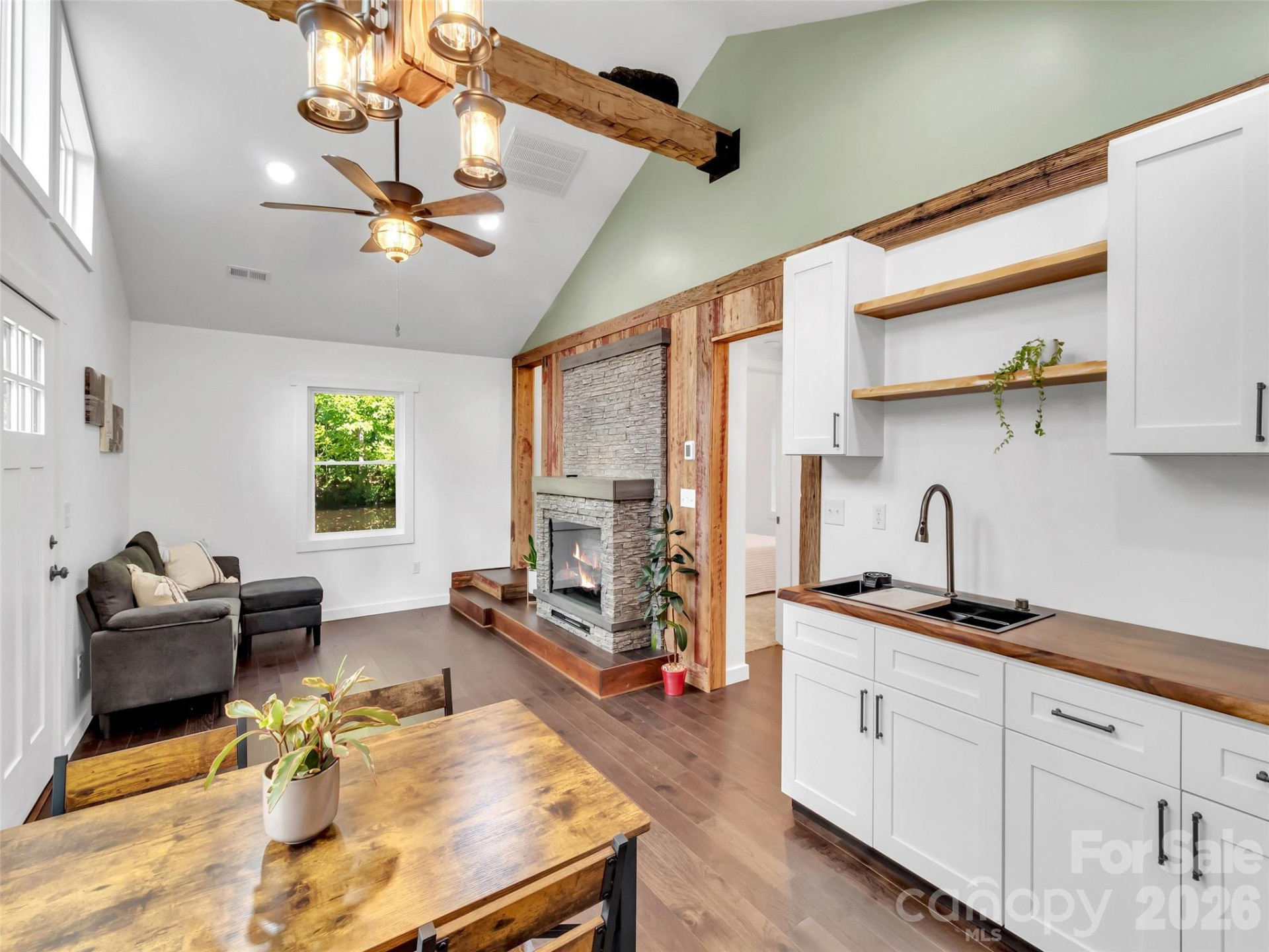 535 Hemlock Loop - Photo 12