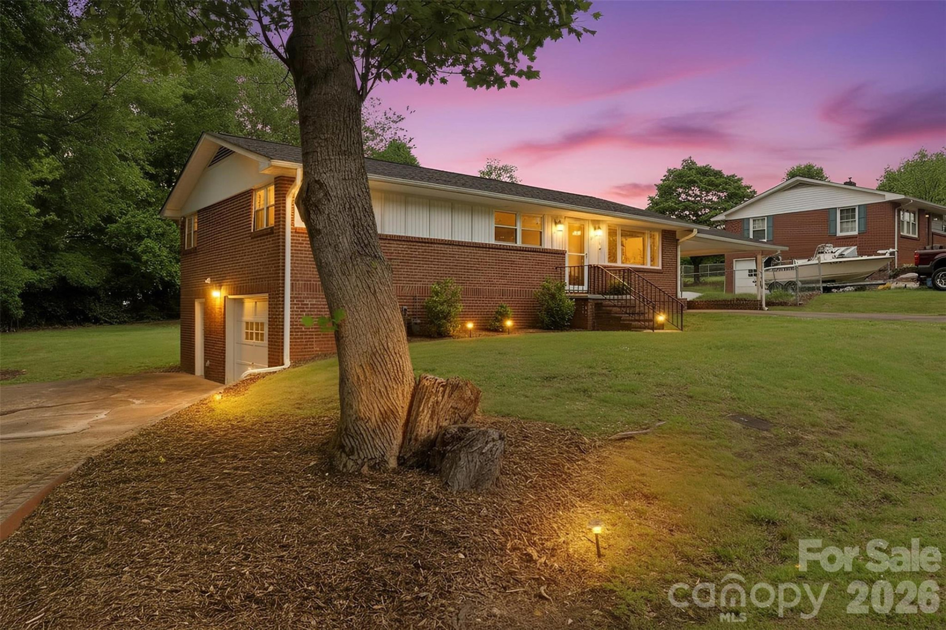 88 36th Street - Photo 2